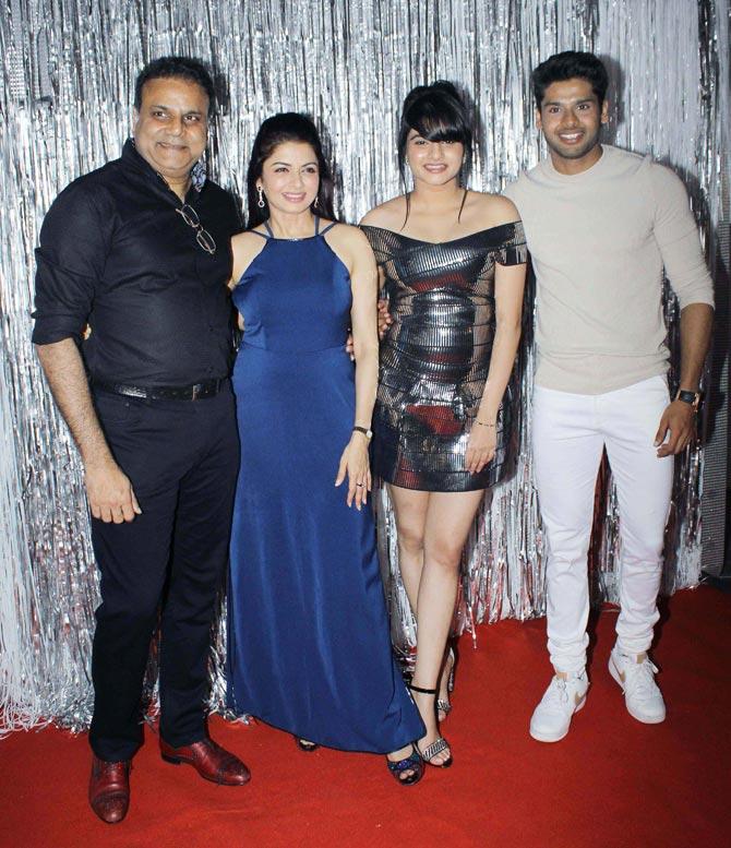 Picture perfect family! Abhimanyu Dassani, Avantika Dasani, Bhagyashree, and Himalay Dasani. A video that recently went viral on social media, the actress spoke about her separation with her husband and how it affected her. It's good to see the couple back together.