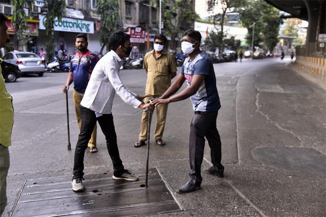 On Tuesday, the Central Railway installed thermal check points at four major railway stations for all those commuters who want to willingly check their temperatures to further prevent the spread of coronavirus. The thermal checkpoints have been installed at CSMT, Thane, Dadar and Kalyan railway stations.