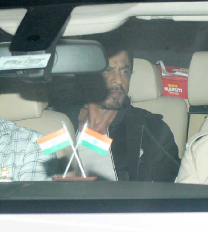 Shah Rukh Khan also arrived at Karan Johar's residence to extend his warm wishes to the birthday girl! Snapped at his casual best, SRK also posed for the paparazzi when clicked in the city.