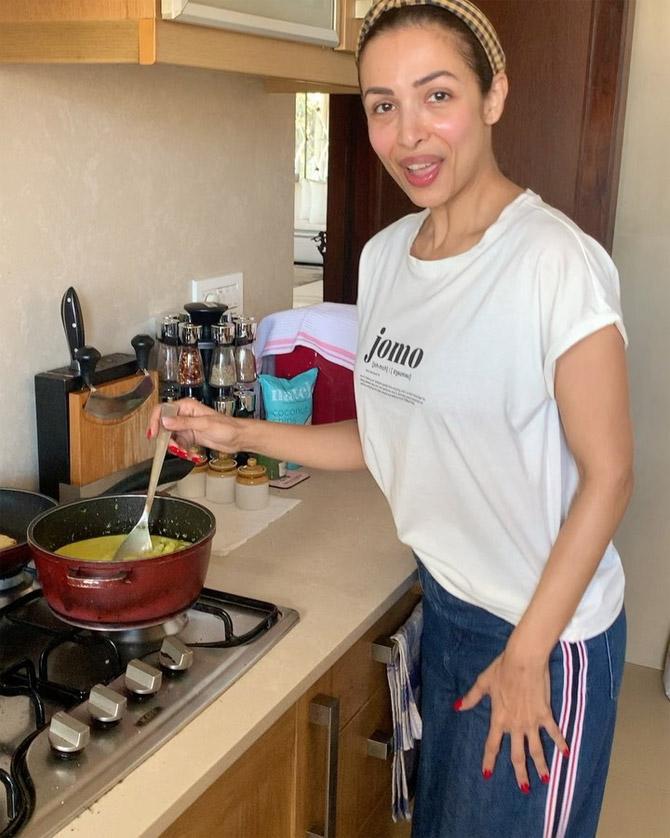 Malaika Arora: The fitness freak diva is making the most of the quarantine time. While she has taken her wellness venture online and enjoying time with her son Arhaan Khan, Malla is also brushing up her culinary skills. 