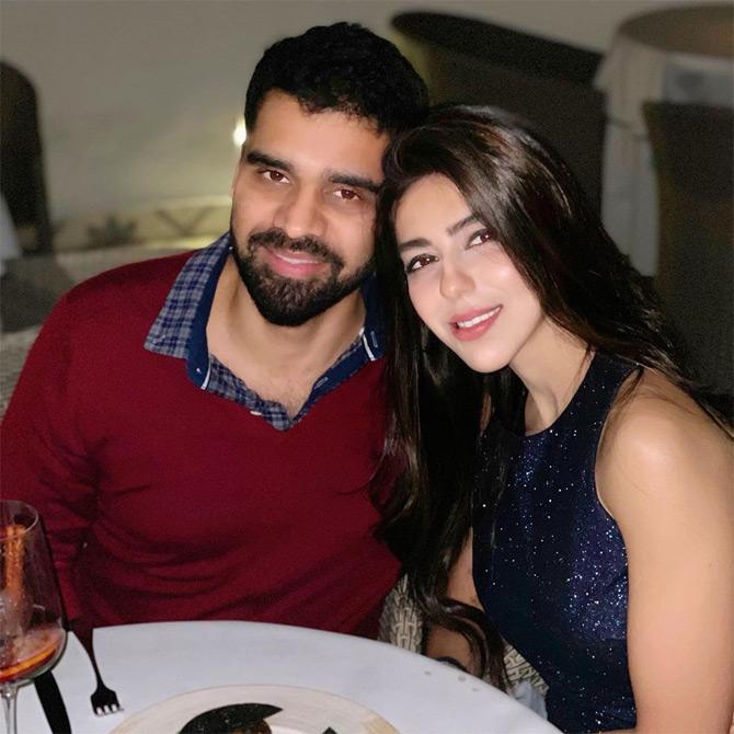 Artist Bahaar Dhawan Rohatgi shared a cute, candid picture with her husband Nikhil Rohatgi. In the picture, the two can be seen posing for the lenses as they spend time together at home amidst the lock-down. While sharing the candid picture, Bahaar wrote: This curfew is an opportunity - to save live, to reflect, to unite with oneself and give ourselves/our families the much needed time.