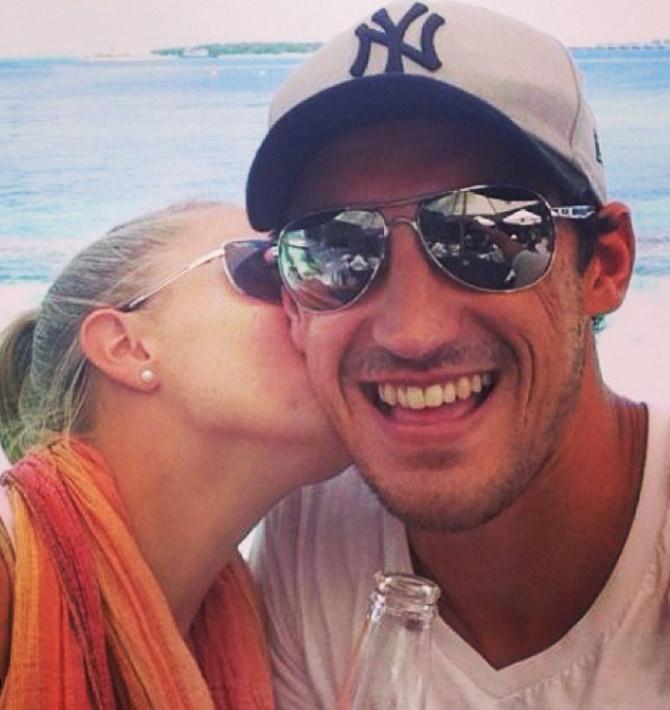 In March 2020, Mitchell Starc skipped the final ODI vs South Africa so he could watch wife Alyssa Healy play in the Women's WT20 final.
