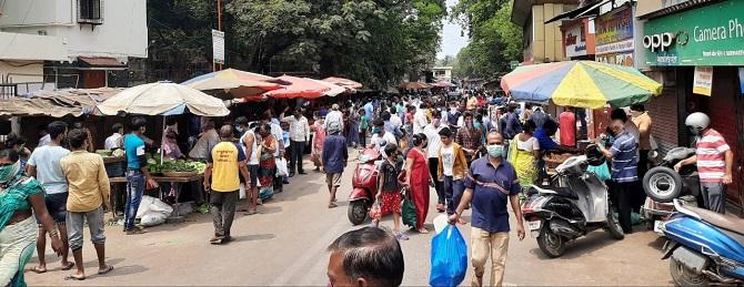 Congress president Sonia Gandhi writes to Prime Minister Narendra Modi expressing her and the Congress party's support for the 21-day lockdown.