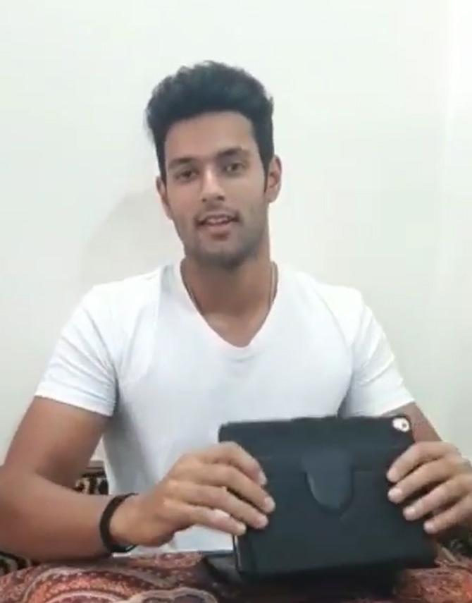 Shivam Dube shared a video on social media with a strong message to citizens: Stay home, Stay Healthy, let’s fight #coronavirus together. Support our PM @narendramodi ji’s #jantacurfew initiative. #ISupportJantaCurfew #india #indiafightscorona