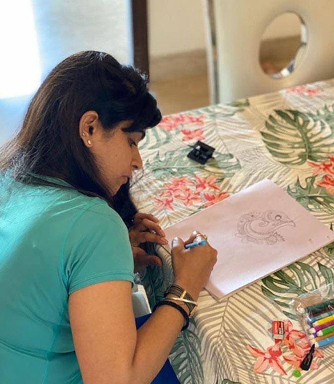 Umesh Yadav also posted a picture of his wife Tanya Wadhwa exploring the artist within and wrote: Take time to do what makes your soul happy #stayhomestaysafe
