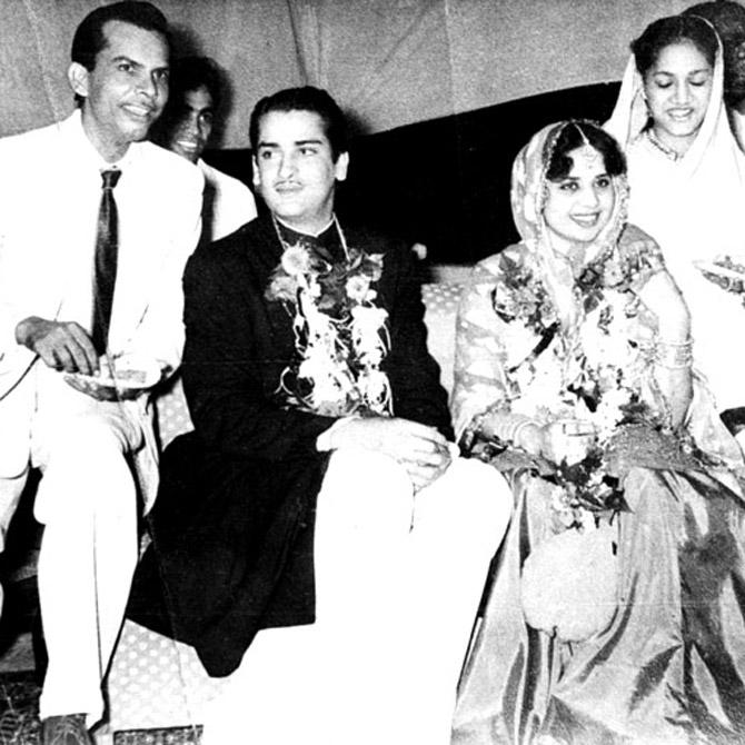  Geeta Bali (1930-1965): At her peak, Bali acted with Raj Kapoor, Dev Anand and Guru Dutt, but passed away of smallpox in 1965 at the age of 35. She was considered one of the most spontaneous and expressive stars of Bollywood for her acting.
In picture: Shammi Kapoor and Geeta Bali's wedding picture with actor Johnny Walker.