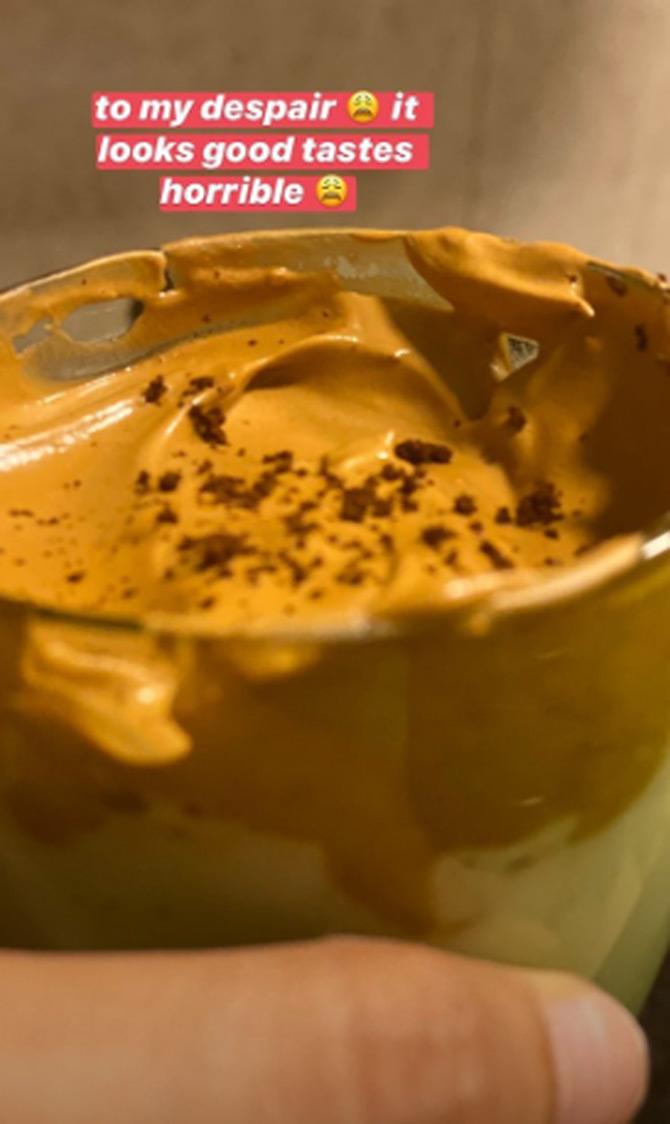 When people across the world went crazy and picked the trend of making Dalgona coffee at home, Mimi also joined the bandwagon and tried her hand at making the appetizing Dalgona coffee. But to her dismay, Mimi loved the coffee's look and said it tasted horrible.