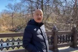 Amid Coronavirus scare, Anupam Kher calls for calm