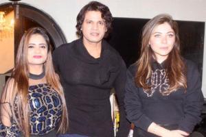 Kanika Kapoor to work on Bappi Lahiri's music in Manju Bharti's film