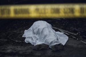 Dead body of senior citizen found; police suspect heart attack