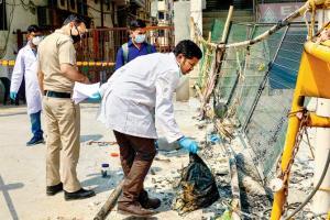 Man opens fire, hurls bomb at Jamia Millia's empty protest site
