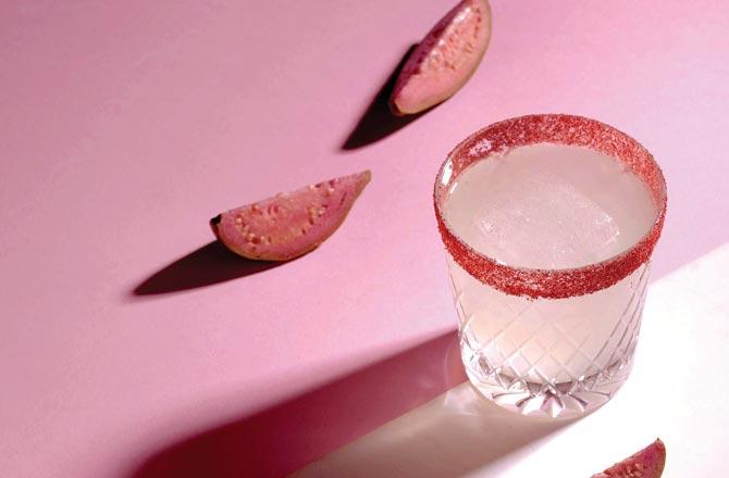Vermouth, bitter and gin