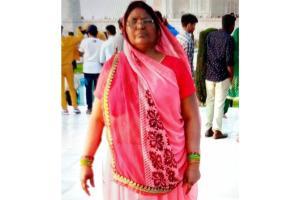 Woman gets separated from family at Taj Mahal, Agra police rescues her