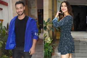 Manjha co-stars Saiee Manjrekar and Aayush Sharma clicked in Juhu