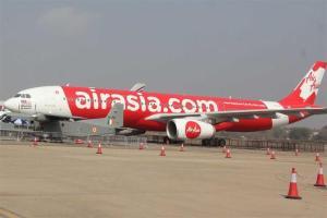 AirAsia pilot exits from window after passengers suspected of COVID-19
