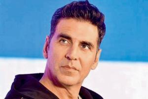 Akshay pledges Rs 25 crore to PM fund; wife Twinkle says she's proud