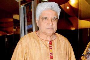 Case filed against Javed Akhtar for his remarks on Delhi riots