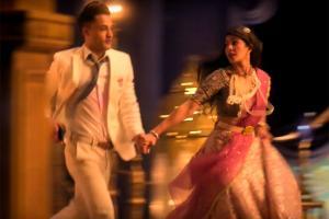 Mere Angne Mein song video: Jacqueline and Asim complement each other