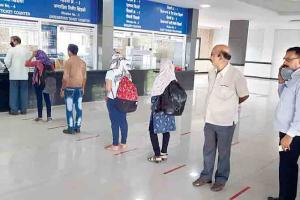 Coronavirus scare: Now, maintain 1-mt distance at stations
