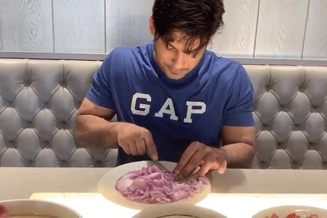 This is how Sidharth Shukla is passing his days of quarantine!