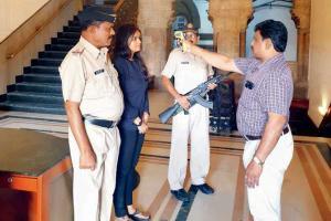 Mumbai Police HQ tells people to visit premises only if necessary