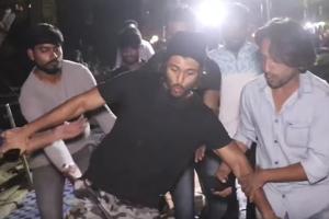 A screengrab of the clip that shows Vijay Deverakonda slipping. Courtesy/Viral Bhayani's Instagram account