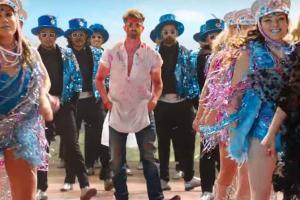 Hrithik Roshan is all set to perform on his most iconic dance numbers!