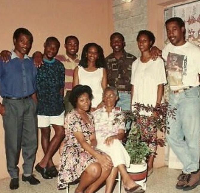 Not many people know that Brian Lara has 10 brothers and sisters. They are a close-knit bunch of siblings and have always been there for each other.