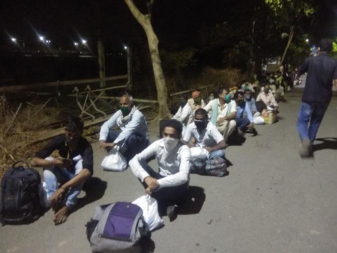 The migrants have been provided with a kit comprising water bottles, food, biscuit packets and face mask