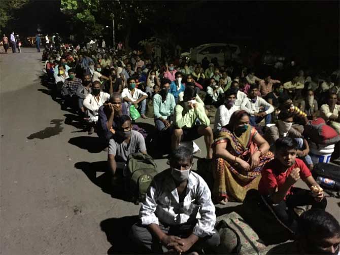 On arrival at their destination, the travellers would be assessed by the local health authorities, and kept in home quarantine, unless the assessment requires keeping the persons in institutional quarantine, the order stated.