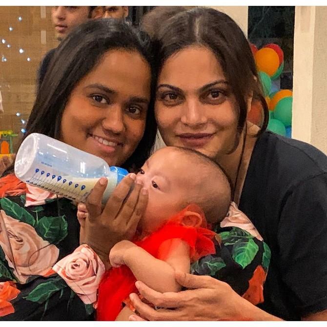 The birthday bash pictures also featured Arpita spending time with her little girl Ayat.