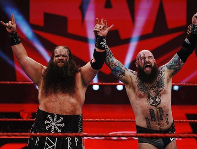 The Vikings Raiders showed the WWE Universe that they are here for the titles as they defeated Raw tag team champions Street Profits.