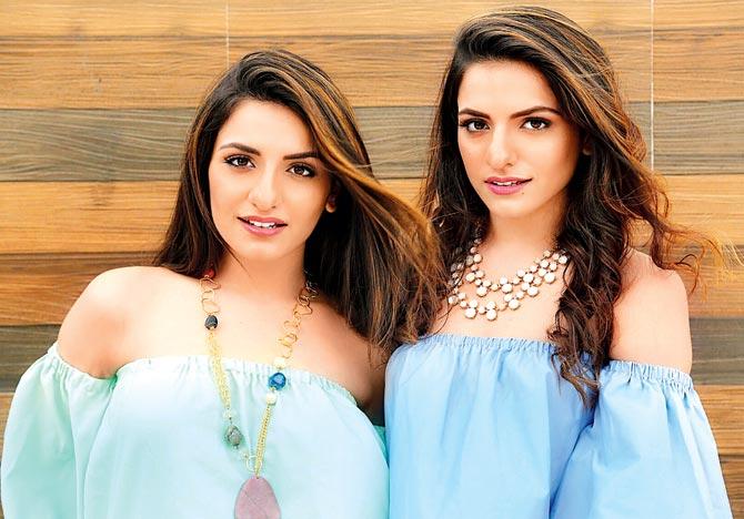 Sukriti and Prakriti Kakar: Sukriti Kakar and her twin sister Prakriti can be called as the first twins in the Indian music industry. While Sukriti has made a name for herself with songs such as Pehli Baar (Dil Dhadakne Do) and Kar Gayi Chull (Kapoor and Sons), Prakriti is known for songs such as Bheeg Loon (Khamoshiyan) and Tu Hi Jaane (Azhar).