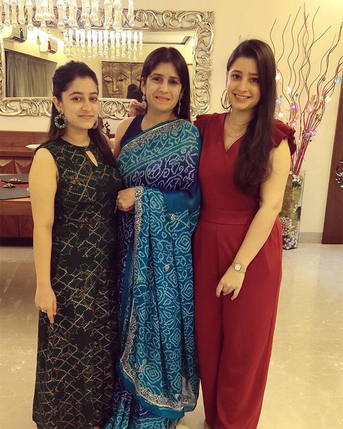 Mumbai-based chef Natasha Gandhi shared a cute, and adorable picture to wish her mom on the occasion of Mother's Day. In the awww-dorable picture, Natasha can be seen posing for the camera with her mom and sister Krishika. While captioning the picture, 'My Whole Heart', Natasha showed her witty side as she wrote: Mandatory pic to be uploaded otherwise Krishika will become her favourite child.