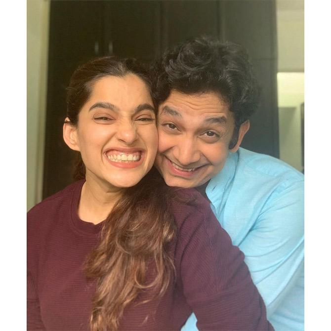 Priya Bapat, who is currently under the lockdown along with her family and husband Umesh, is working out a lot to keep it positive. 