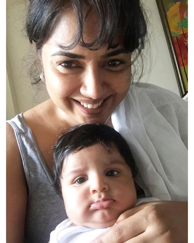 The only good thing that seems to have come out of the coronavirus pandemic and the resulting lockdown is that people are able to spend quality time with their families. And Sameera Reddy has been making the most of it! (All pictures/Sameera Reddy's Instagram account)
Pictured: Sameera with her son Hans when he was a baby.