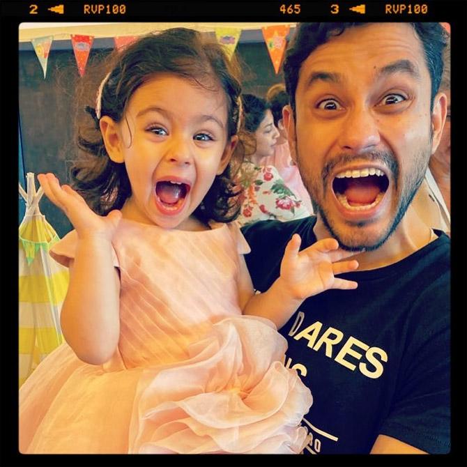 Kunal Kemmu and Soha Ali Khan were blessed with their daughter Inaaya Naumi Khemu on September 29, 2017. The little one has grey-green eyes and when the couple revealed their baby's first picture there was immense curiosity behind Inaaya's eye colour, given that neither momma Soha nor daddy Kunal has grey eyes. 