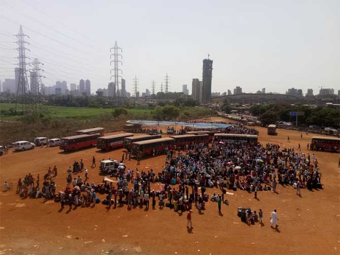 The Union Health Ministry said that recovery rate was 41.61 per cent and the case fatality rate is also showing a downward trend from 3.30 per cent (on April 15) to around 2.87 per cent at present which is amongst the lowest in the world.
In picture: Migrant workers assemble at the Customs ground in Antop Hill.