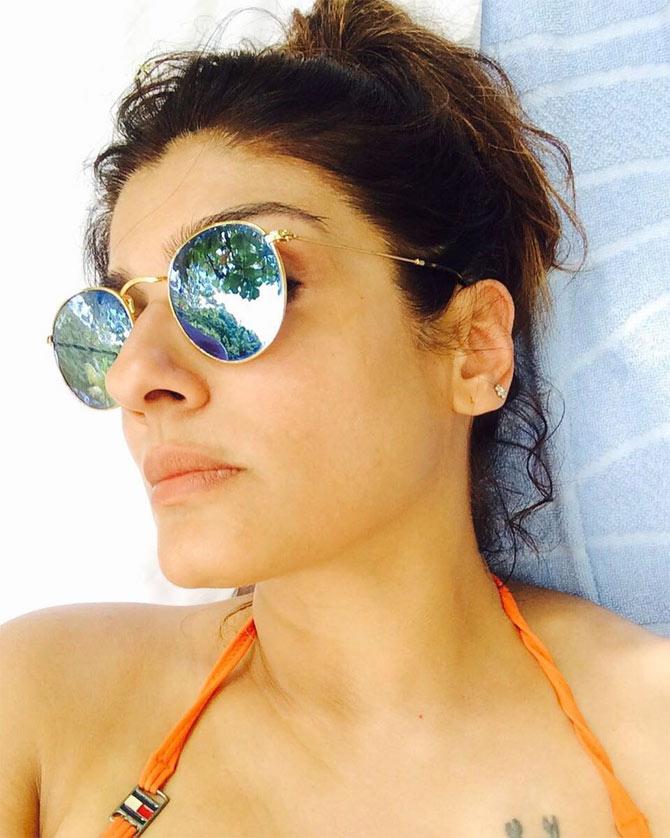 670px x 838px - Raveena Tandon shares a series of Throwback pictures during lockdown
