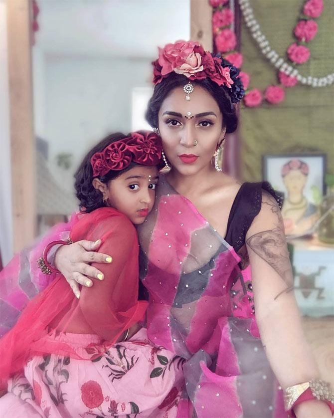 On the professional front, Shveta Salve was last seen in a Marathi film, Kurukshetra. Speaking about her personal life, Shveta married Hermit in 2012, and the duo welcomed baby girl Arya in 2016.
