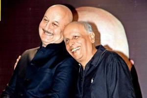 Mahesh Bhatt praises Anupam Kher as Saaransh clocks 36 years
