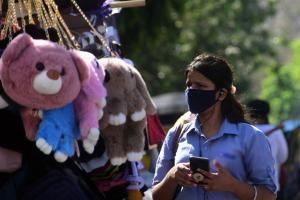 Homemade cloth masks can reduce COVID-19 spread: Study