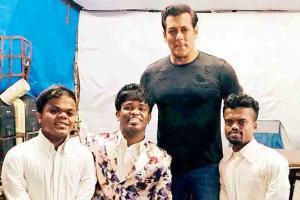 Salman Khan provides financial support to vertically challenged artists