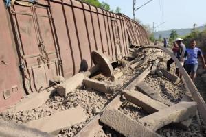 Goods train derails on Konkan Railway near Diwankhawti station