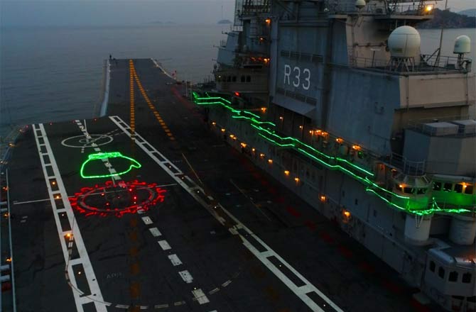 India Salutes Corona Warriors Indian Navy Salutes The Corona Warriors On Land, Air And High Seas
