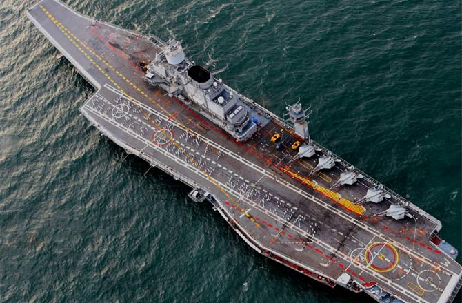 India Salutes Corona Warriors Indian Navy Salutes The Corona Warriors On Land, Air And High Seas