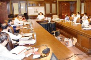 Coronavirus outbreak: Screen everyone in containment zones, says BMC