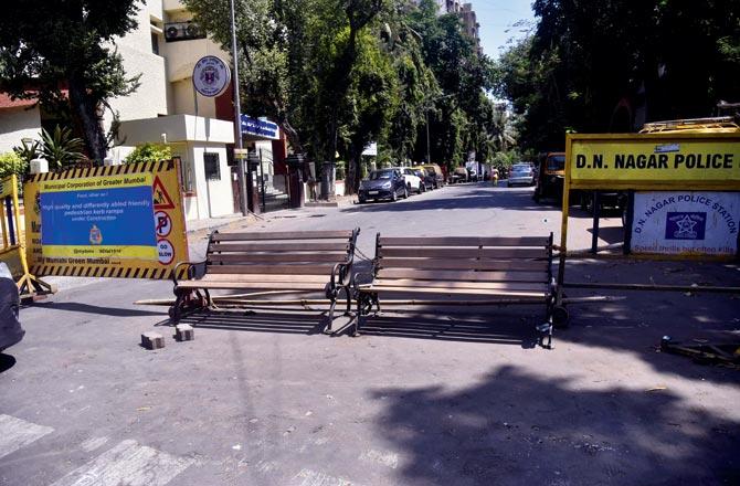 A police barricade at Juhu Galli in K West ward. These areas will be sealed for a minimum of 14 days