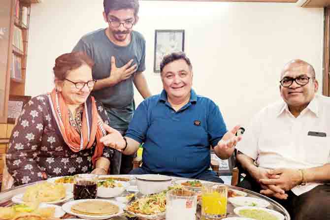 Rishi Kapoor at the Kapadia household when he went for dinner