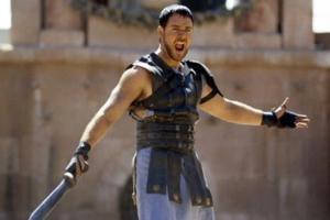Russel Crowe celebrates 20 years of historical epic 'Gladiator'